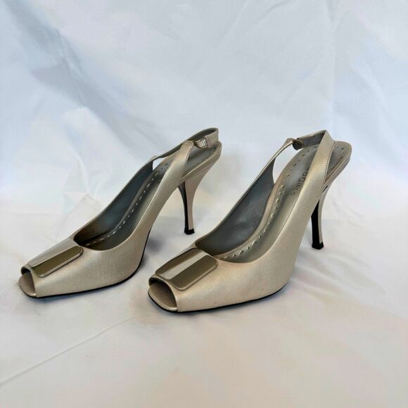 BCBGirls Women's Silver Buckle Slingback Heels Size 8.5 - Picture 5 of 7